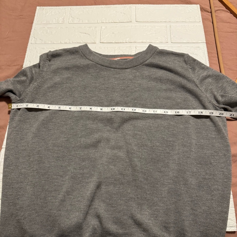 lululemon 🍋 athletica Gray Crew Neck Sweater - Picture 5 of 16